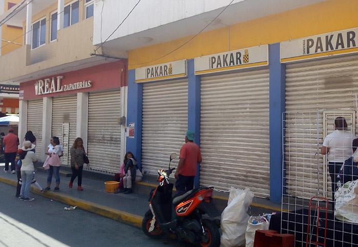 Por Covid-19 negocios cierran y modifican horarios en Texmelucan