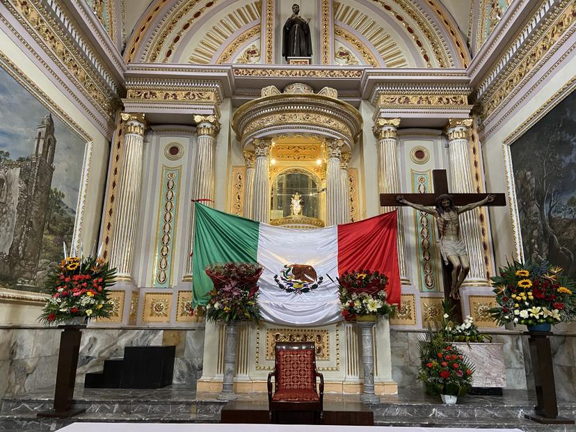 Estafan a feligreses del Niño Doctor de Tepeaca 