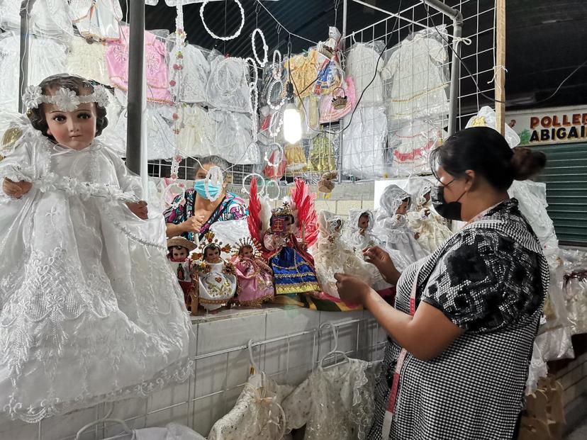 Bajas ventas reportan comerciantes de Niños Dios en Izúcar   