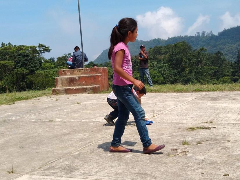 Prevén rezago y deserción en la Sierra Negra ante el inicio de ciclo escolar virtual 