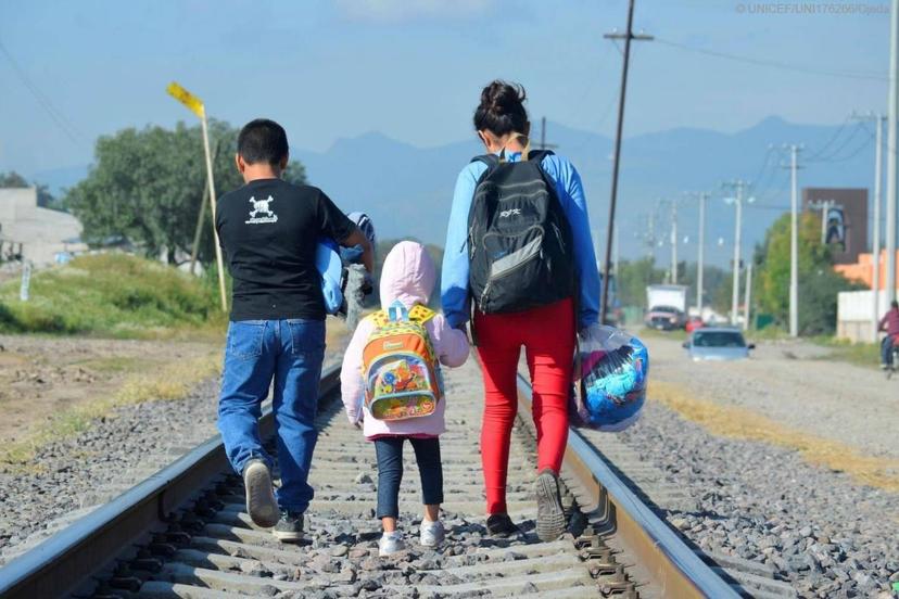 Garantiza Gobierno regreso seguro de niños poblanos repatriados de EU a Puebla