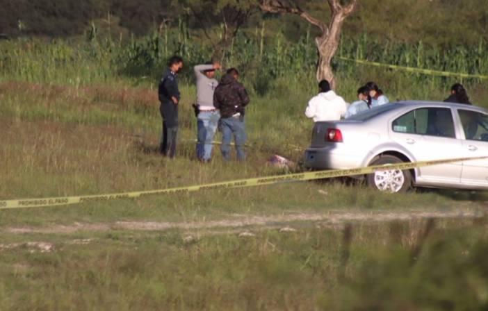 Matan a machetazos a joven en Tilapa