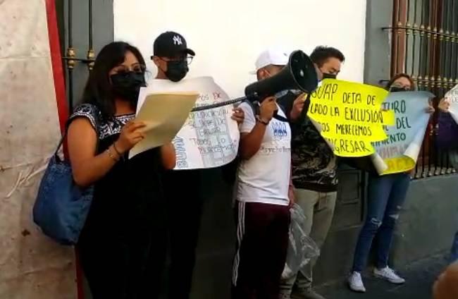 VIDEO Estudiantes pedirán a diputados ampliar matrícula de la BUAP