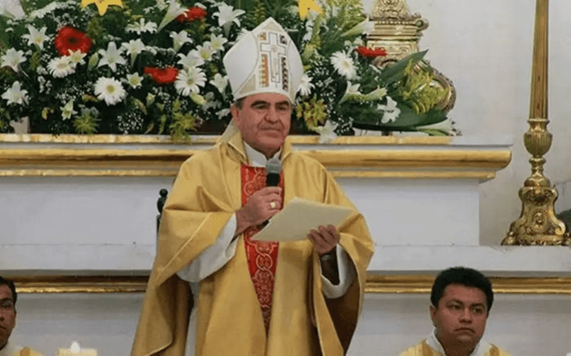 Asaltan a obispo de Orizaba y a sacerdotes más en la autopista