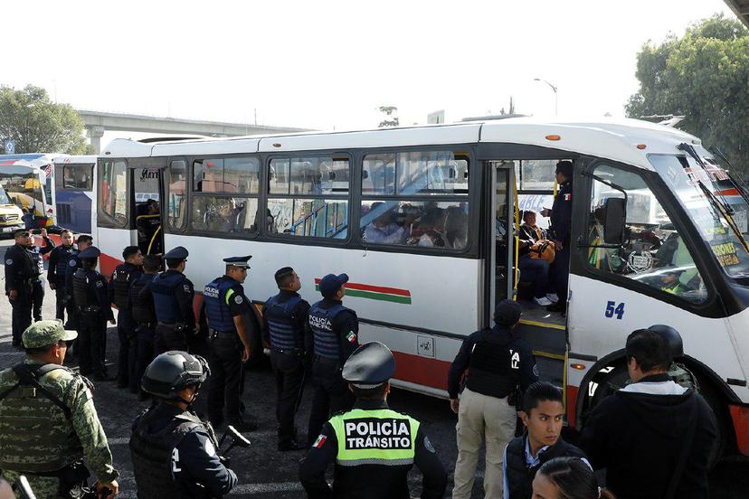 Realizan operativo de vigilancia en transporte público de Puebla