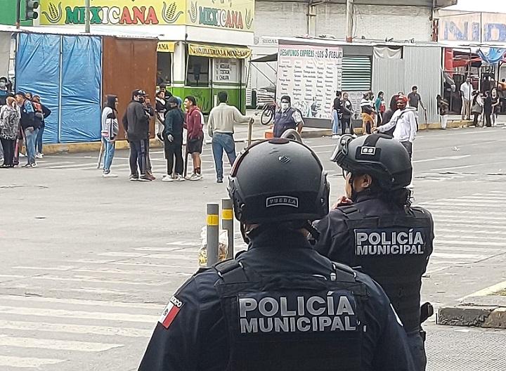 Zafarrancho en el Hidalgo deja 10 policías heridos al retirar pirotecnia