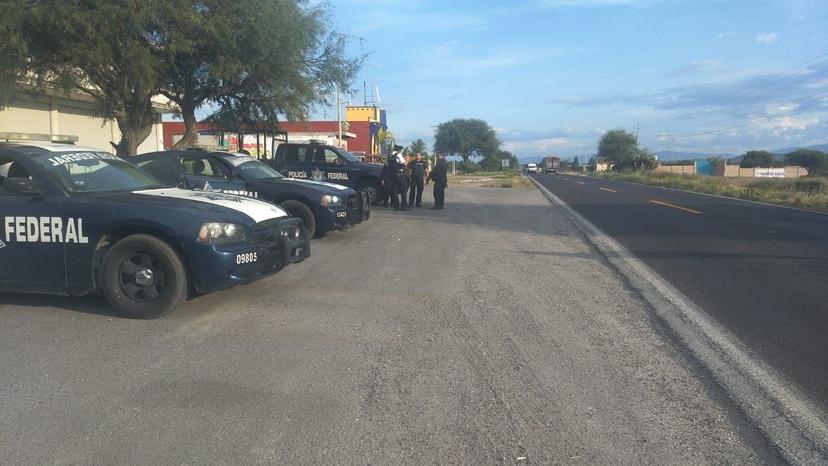 Operativo frustra asalto a autobús de línea Valles, en Yehualtepec