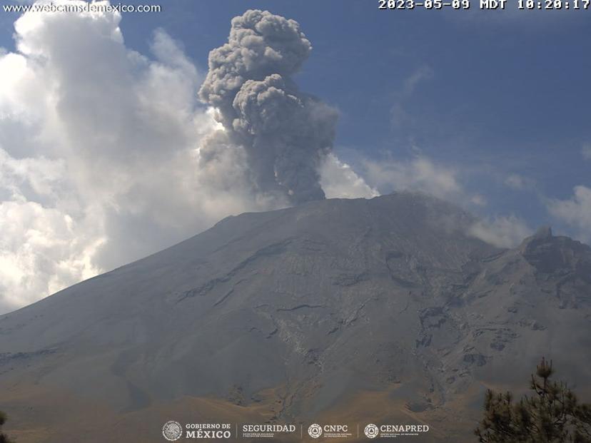 Popocatépetl registra 143 exhalaciones y 8 explosiones