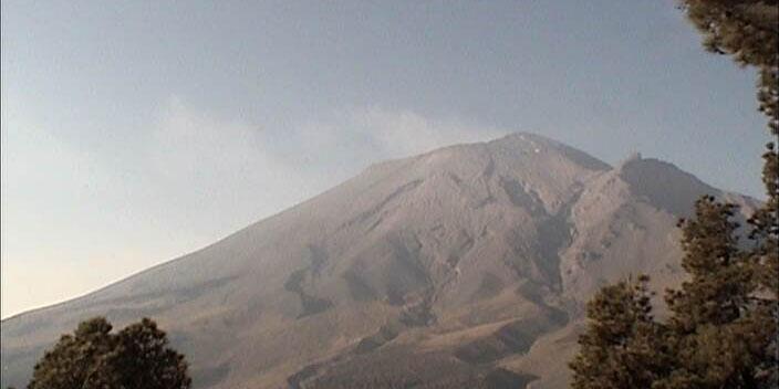 Popocatépetl, con 42 exhalaciones en 24 horas