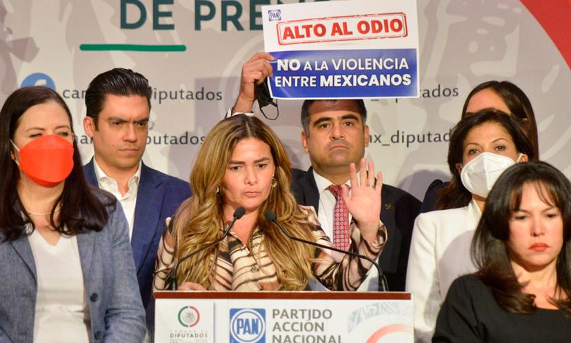 PAN responsabiliza a AMLO y Morena por campaña Traidores a la patria 