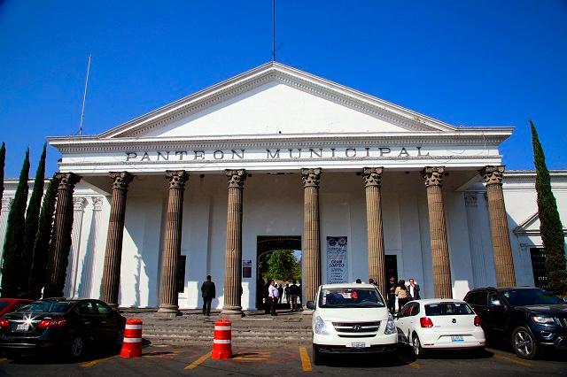 Hay sobresaturación en fosas del Panteón Municipal de Puebla Capital