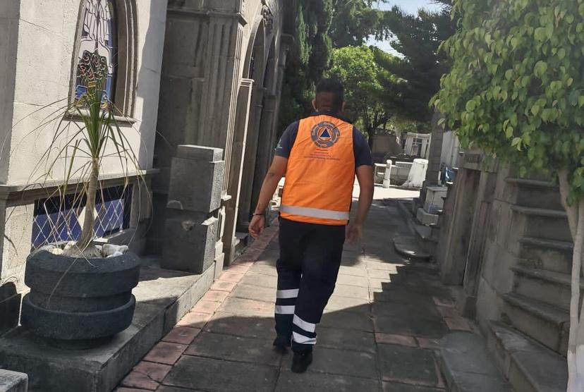 Ayuntamiento revisa medidas de seguridad en panteones por Día del Padre