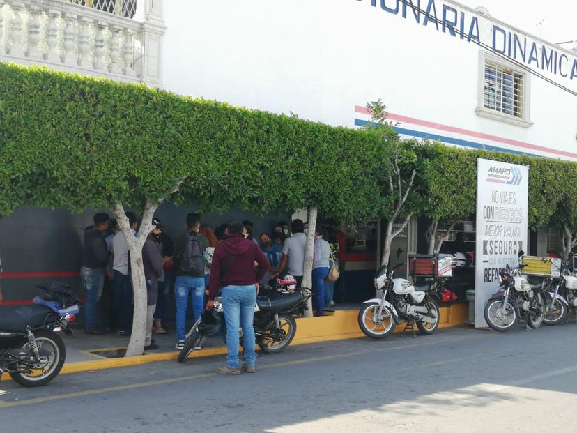 Paran labores trabajadoras del Grupo Refaccionario Amaro de Tehuacán 