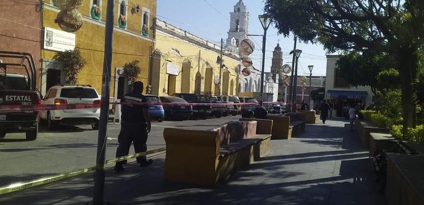 En Izúcar cierran parques, zócalos y detienen obras