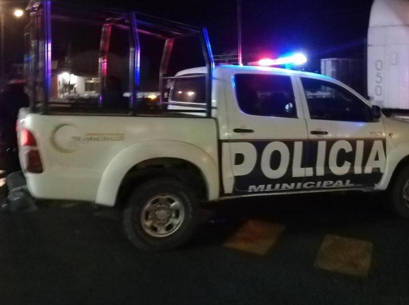 Mueren dos jóvenes al chocar motocicleta en Tecamachalco