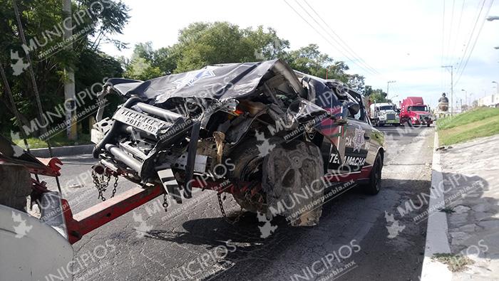 Ladrones destrozan patrulla en su huida pero son detenidos en Tecamachalco