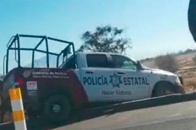 Patrulla estatales se sale de la carretera en Huejotzingo