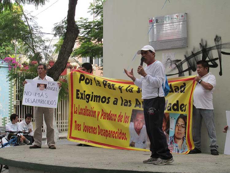 Familiares de desaparecidos encabezan Marcha por la Paz en Tehuacán