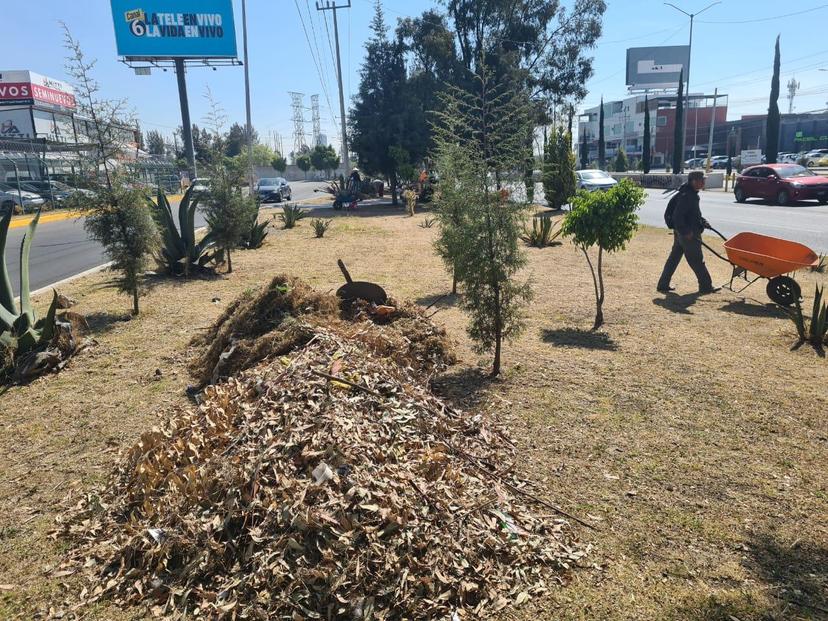 San Pedro Cholula da mantenimiento a tramo de la Recta a Cholula