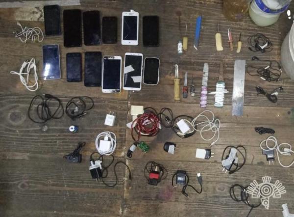 La SSP realiza cateo en el centro penitenciario de Zacatlán