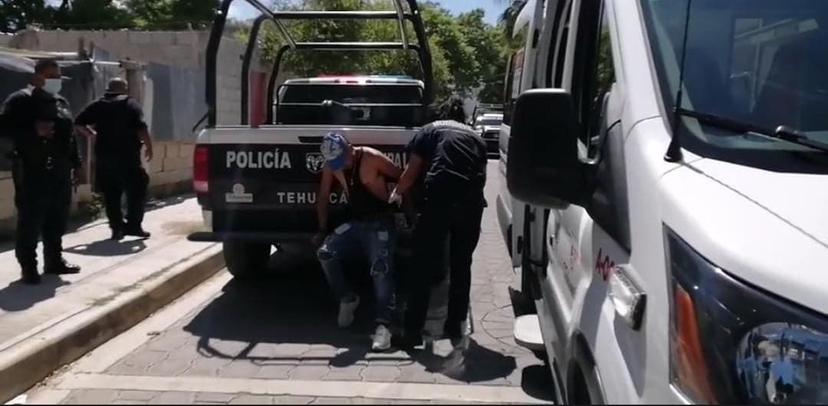 Navajean en las costillas a pepenador tras riña en Tehuacán