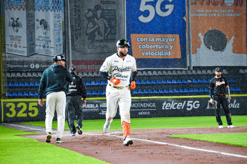 VIDEO Pericos rescata el tercero de la serie ante El Águila