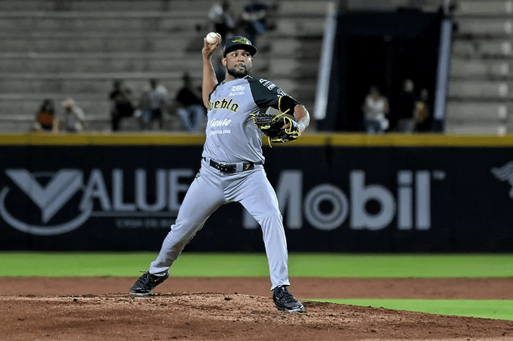 Ángel Sánchez domó a los felinos