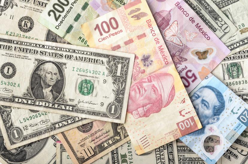 Venden dólar hasta en $19.39 en el AICM