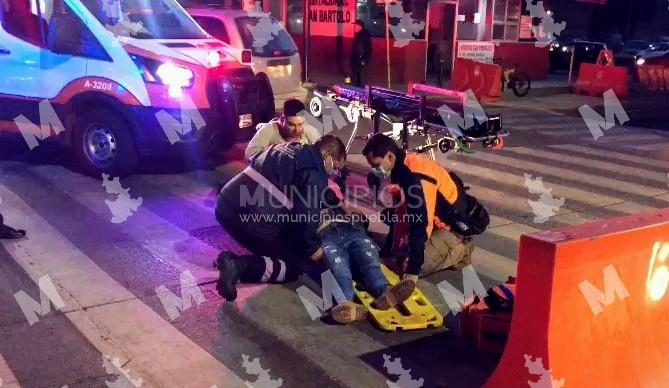 Motociclista embiste a mujer en la avenida 11 Sur