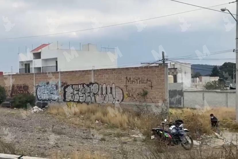 Hallan cadáver putrefacto en terreno de la junta auxiliar de Xonacatepec