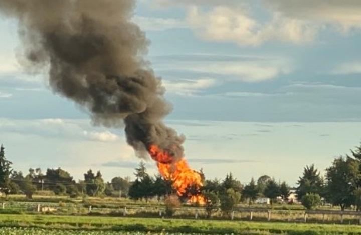 Incendian toma clandestina en Tepeaca para poder sofocarla