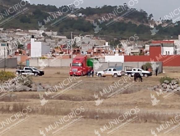 Detienen pipa con gas robado en predio de Amozoc