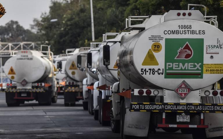 CRE tiene pendiente más de 940 permisos de petrolíferos