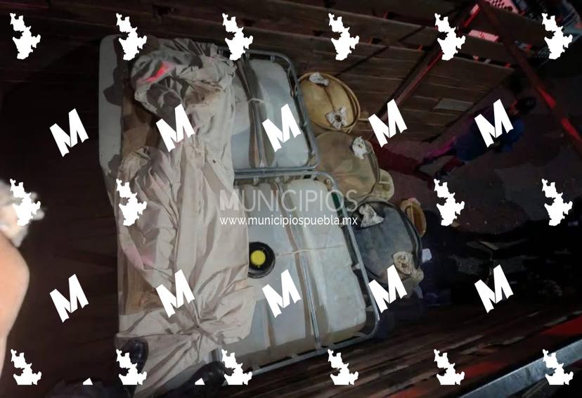 Aseguran una camioneta con hidrocarburo presuntamente robado en Tlaxco