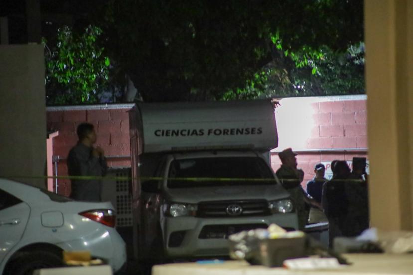 Identifican los 11 cuerpos hallados en camioneta en Chilpancingo