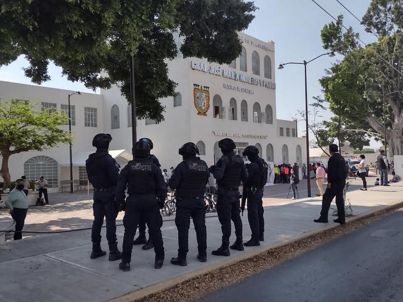 Fisdai detuvo a policías de Tehuacán por nexos con la delincuencia