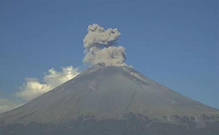 Popocatépetl registra 311 exhalaciones acompañadas por emisiones de vapor de agua