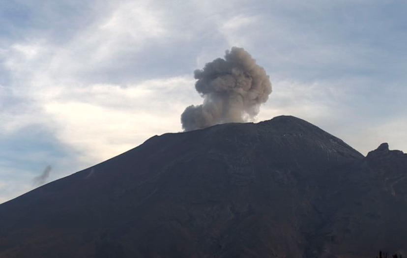 Popocatépetl registra 16 exhalaciones y un sismo volcanotectónico