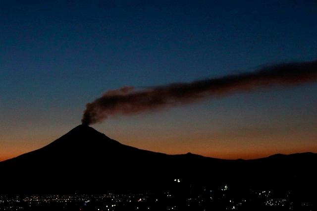 Popocatépetl emitió 52 exhalaciones en las últimas horas