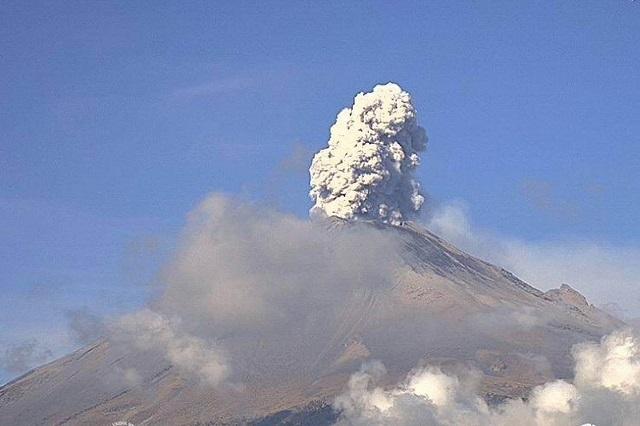 Llaman a no difundir información falsa sobre el Popocatépetl