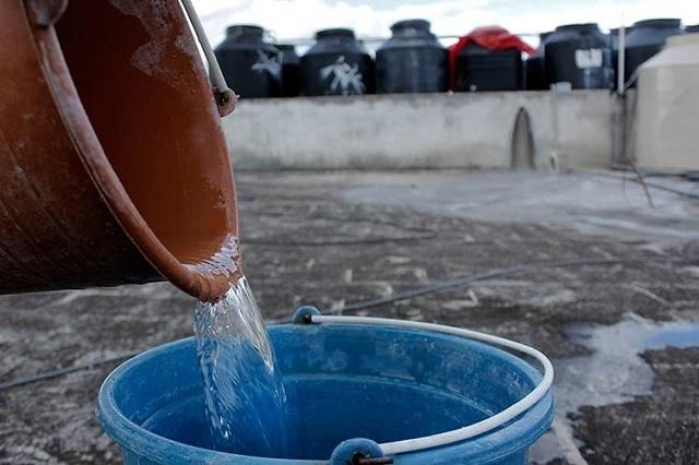 Comunidad de Tehuacán recibe agua solo una vez a la semana