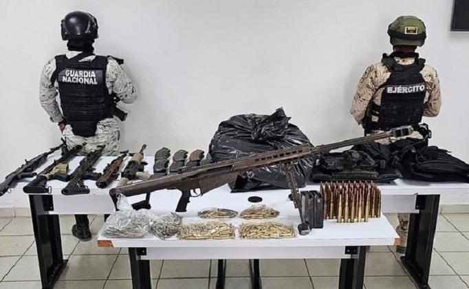 Aseguran armas largas, marihuana y vehículos tras operativo en Sonora