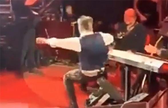 VIDEO Alejandro Fernández se cae en pleno show en León