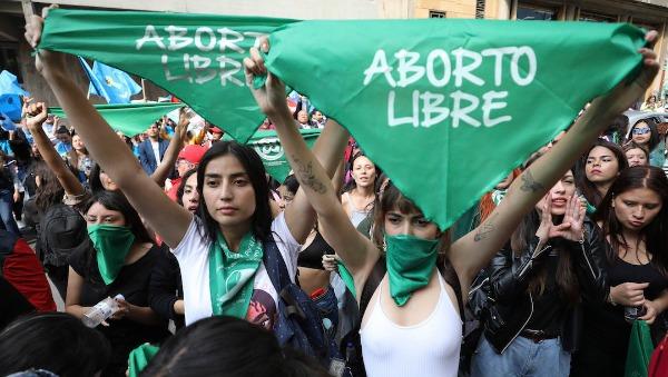 Propone diputada aborto como método anticonceptivo en Puebla