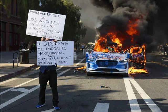 Embajador Johnson: manifestantes violentos no representan al pueblo mexicano