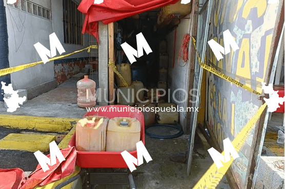 Decomisan bidones con combustible ilícito en Tlahuapan