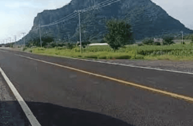 Monta choques operan en la carretera Izúcar-Cuautla