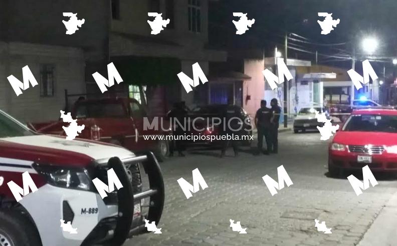 Ejecutan a hombre en una papelería deTehuacán; lo iban persiguiendo