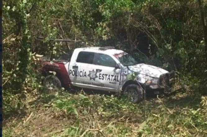 En Jopala patrulla de la estatal cae a barranco de 100 metros de profundidad