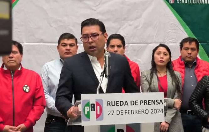 Morena presenta denuncias contra Néstor Camarillo por venta de candidatura